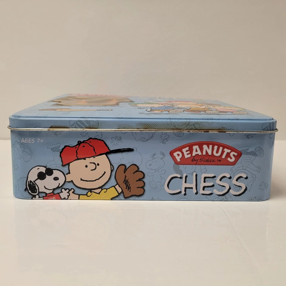 USAopoly Peanuts by Schulz Chess board game - Complete game with collectible tin - Image 2 of 4