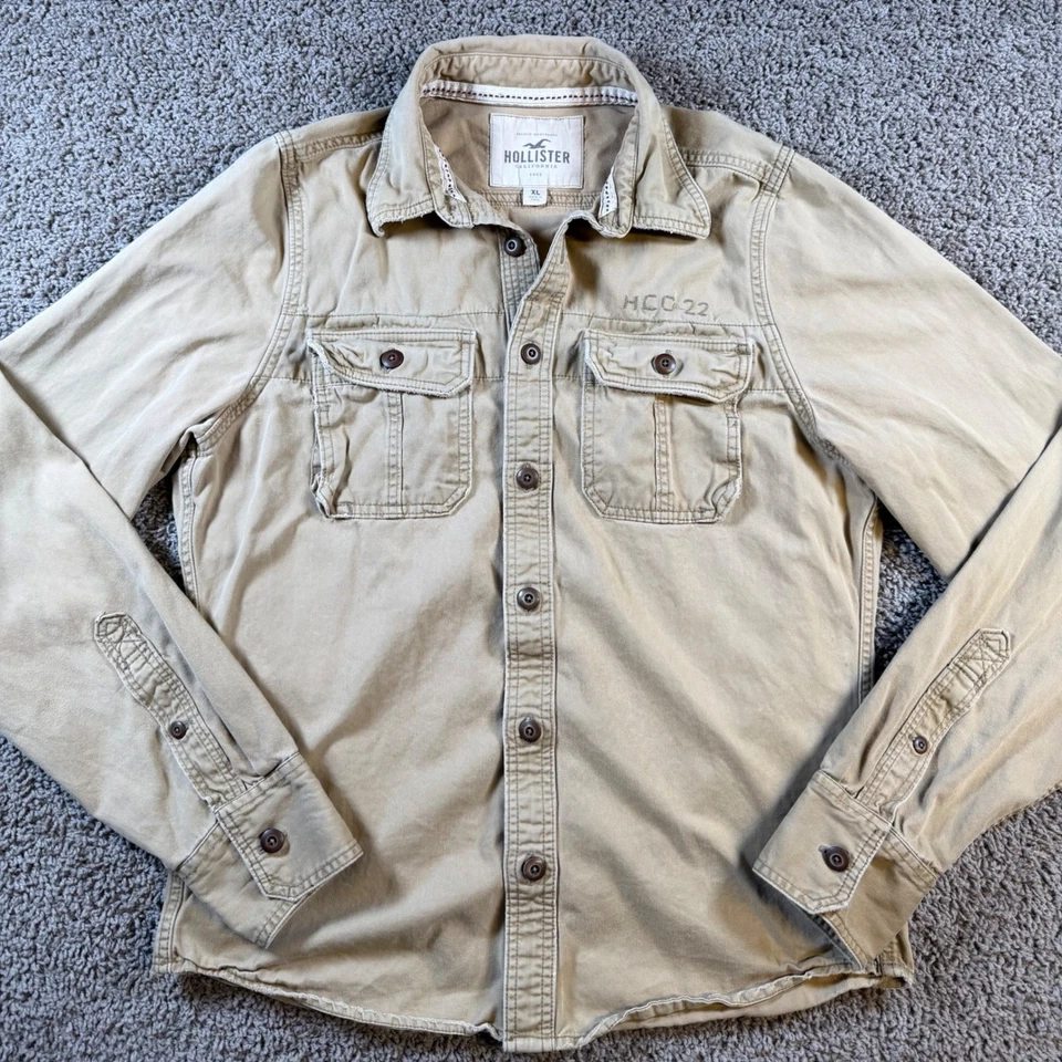 Camisa Hollister Para Hombre Caqui Estilo Carga Abotonada XL Cabaña Ropa de Trabajo Informal Foto 3 de 4