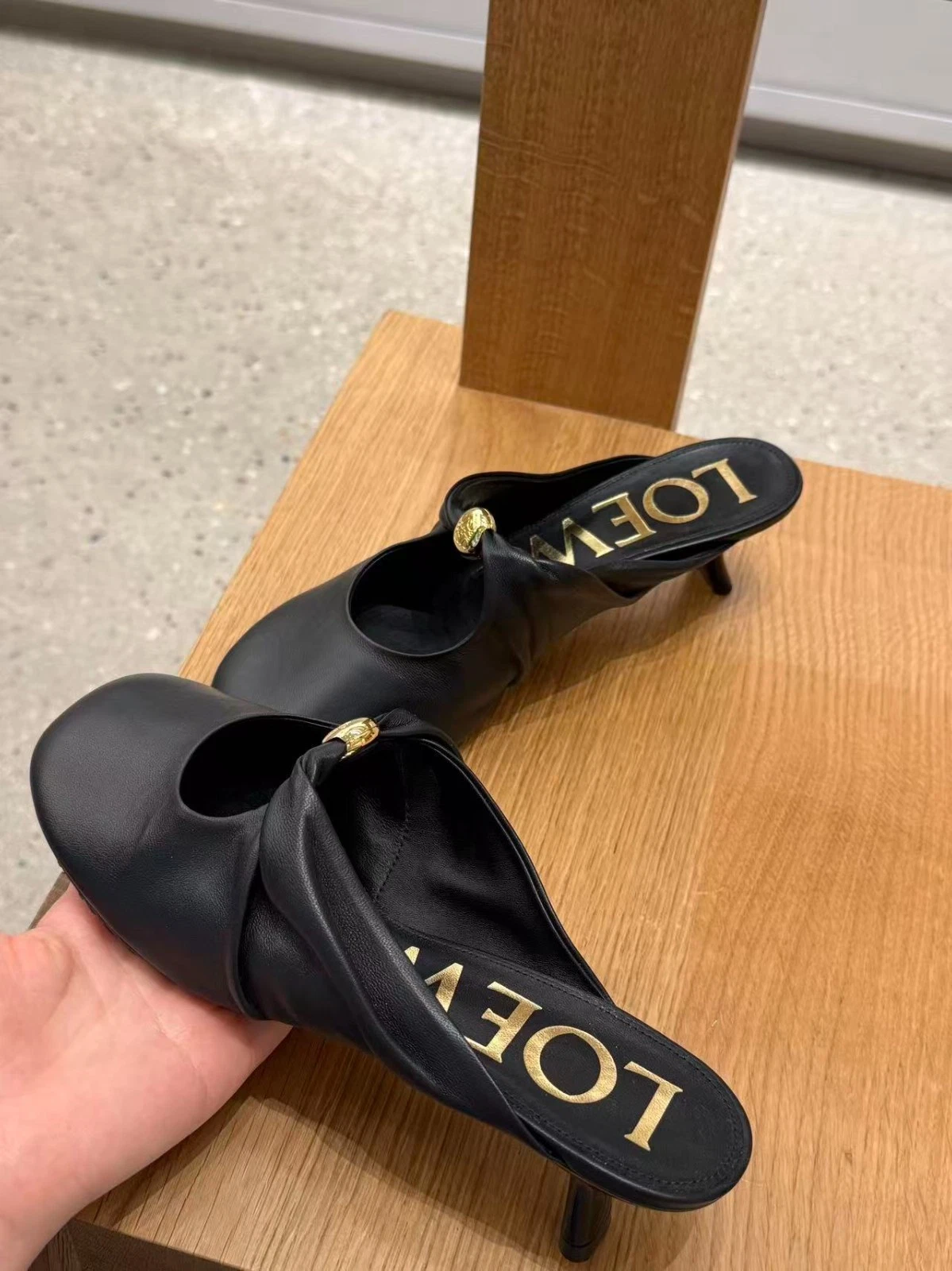 Loewe — Loewe Women's Black Leather Mule Heels Square Toe Slip Size 36
