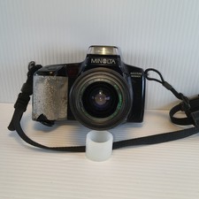 Minolta Maxxum 5000i Auto 35mm Film Camera w/Lens "For PARTS ONLY" No Return