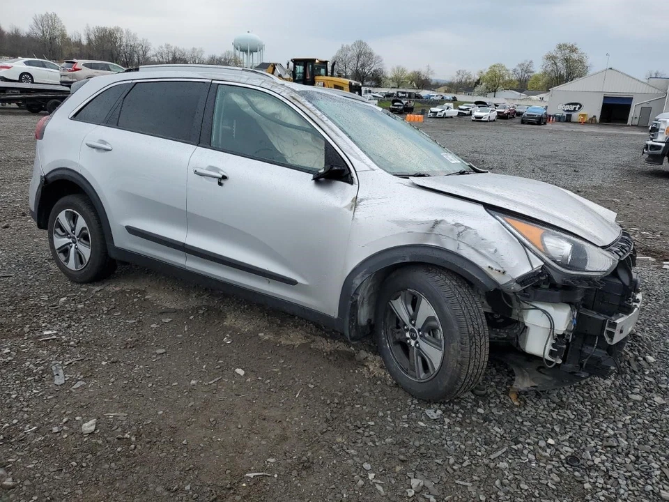 Used A/C Compressor fits: 2017 Kia Niro 1.6L naturally aspirated Grade A - Imagem 4 de 4