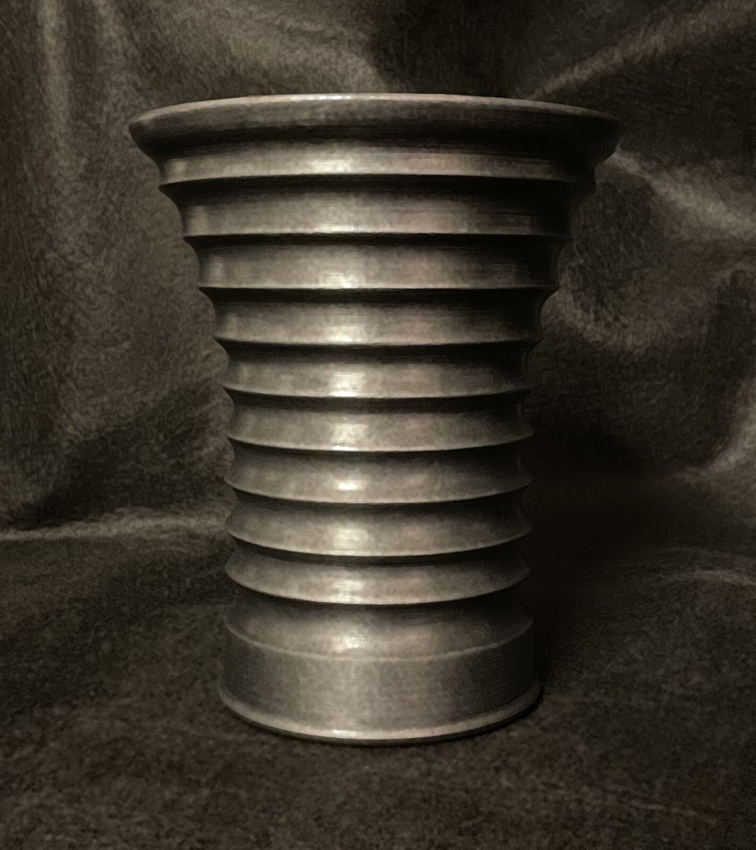 Klingon blood wine goblet -- precise replica of Star Trek Klingon blood wine goblet -- precise replica of Star Trek