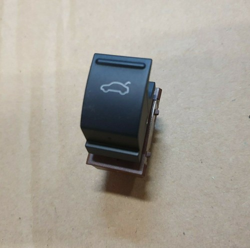 VW PASSAT B6 B7 3C CC DRIVER DOOR TAILGATE BOOT LID OPEN SWITCH BUTTON 3AA959831