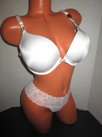 $68 VICTORIA'S SECRET BOMBSHELL PLUNGE BRA ~ SEXY LACE THONG SET ~ 36B/M ~ NWT