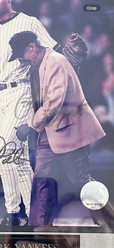 Derek Jeter & Phil Rizzuto Yankee HOF Autograph Framed Picture with Certificate - Image 4 of 4