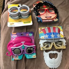 New boy  Girls Fun sunglasses, never used..