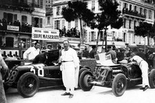 1932 Maserati 8C 2500 at Monaco Grand Prix - Formula 1 - Photo Poster