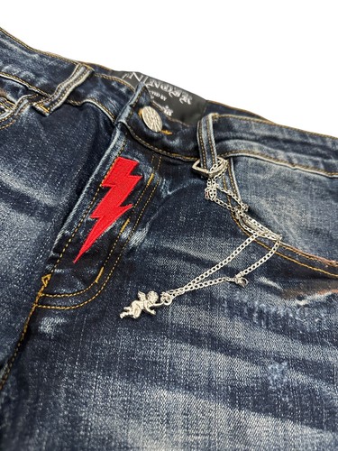 Pantalones de mezclilla ajustados desgastados rasgados con detalle bordado En Noir para hombre - Imagen 3 de 6