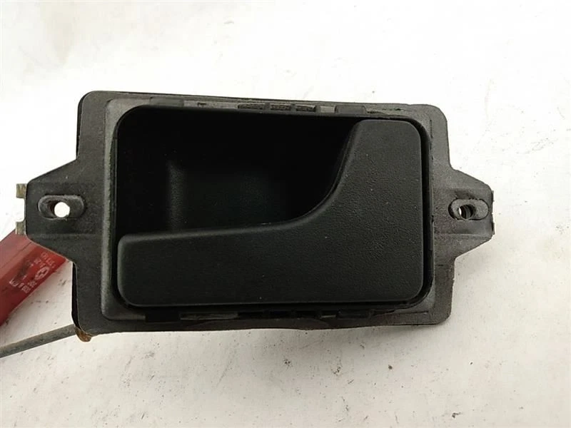 Actuador de pestillo de puerta derecha para pasajero delantero BMW 318i E30 sedán compatible con 1987-1991 Foto 3 de 4