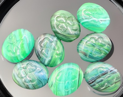 Vintage Czech Glass Flat Oval Beads 11mm Qty:8