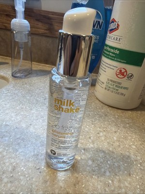 Milk Shake No Frizz Glistening Spray for Frizzy Hair 3.4 oz