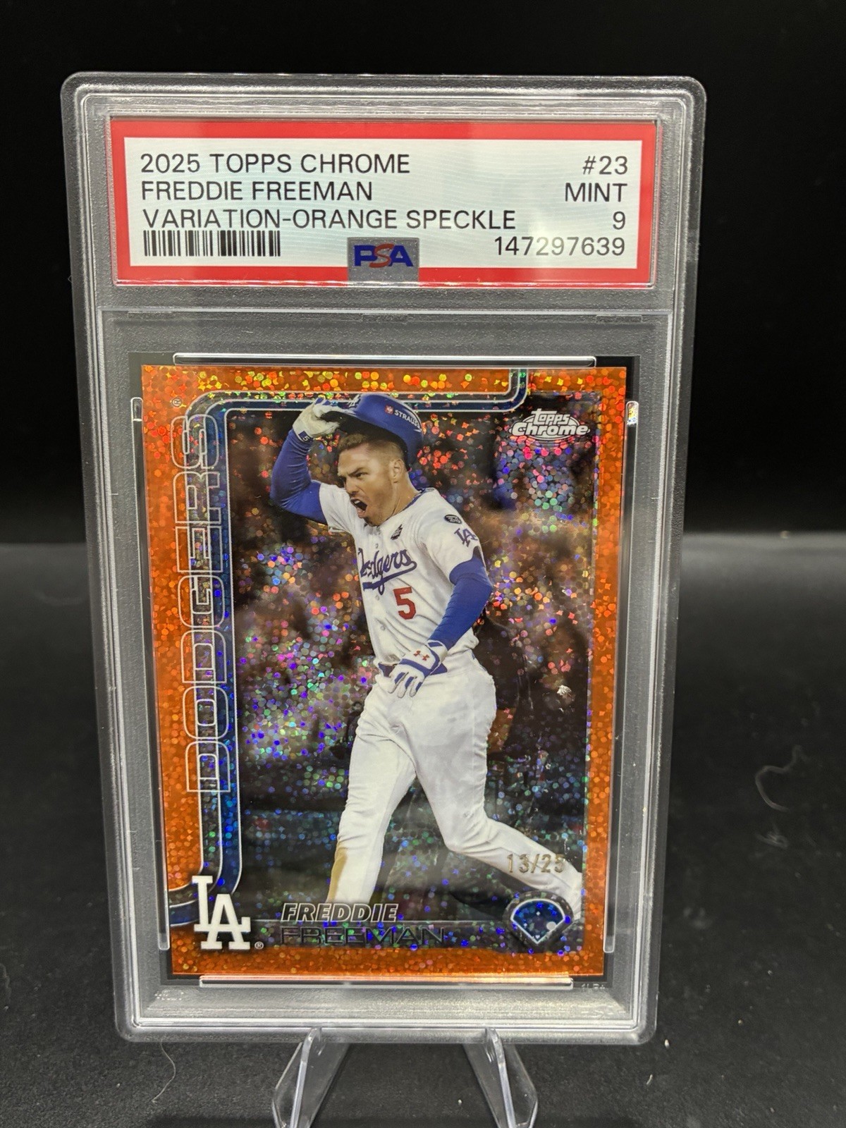 2025 Topps Chrome Freddie Freeman Variation Orange Speckle Refractor /25 PSA 9 view 1