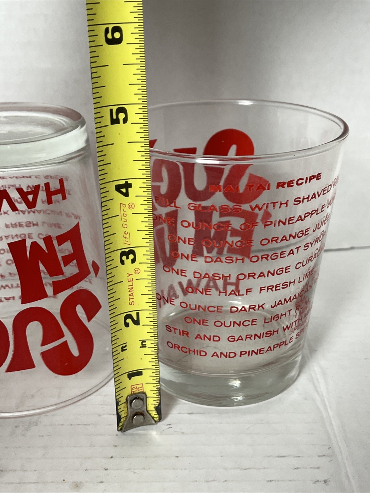 2 Vintage SUCK ‘EM UP HAWAII 14oz Lowball Mai Tai Bar Glass Set 1970s LIBBEY