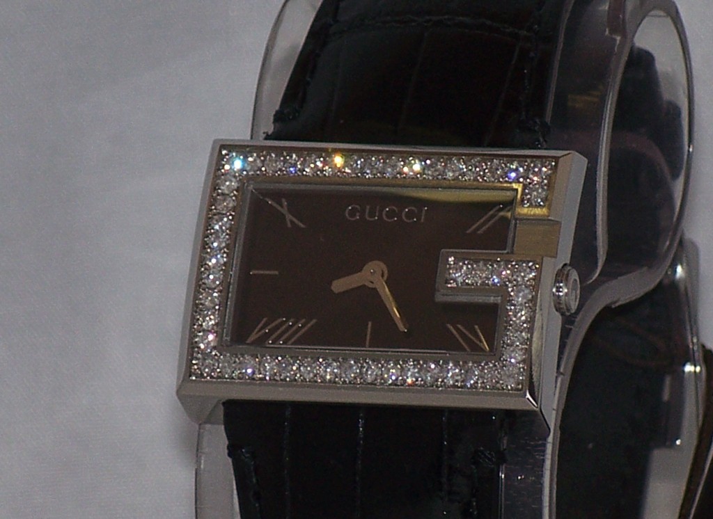 GUCCI - Unconfirmed Black Women\'s Wrist Watch gucci-watches-gucci-g-frame-  main image 4
