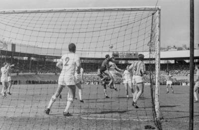 Match between Nantes Strasbourg final Coupe de France May 22 - 1966 Old Photo 1