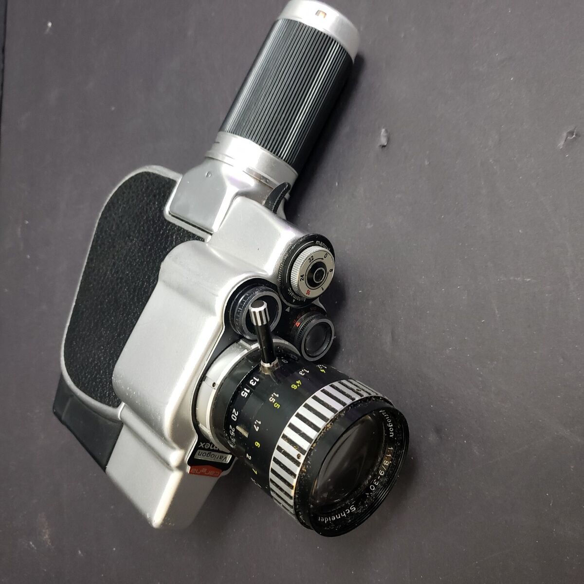 VINTAGE CARENA ZOOMEX 8MM FILM MOVIE CAMERA Variogon 1.8/9 VINTAGE CARENA ZOOMEX 8MM FILM MOVIE CAMERA Variogon 1.8/9