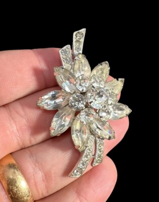 Brooch Eisenberg Ice Signed Clear Rhinestone Flower Silver Tone Brooch 2 3/8 in