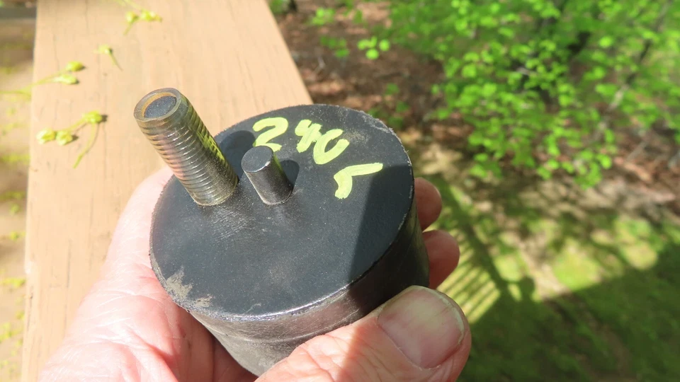 Montaje motor delantero izquierdo VOLVO 240 242 244 245 NUEVO (lado del conductor) Foto 3 de 4