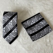 100 Silk Designer 58" Necktie  Matching Pocket Square Set Black Gray Paisley