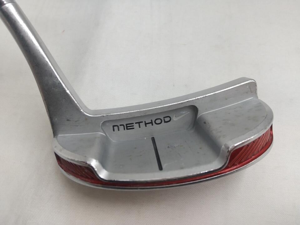 Nike Method Modern Classic MOD 60 Right-Handed Putter 33in Steel
