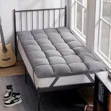 Cooling Mattress Topper Twin Size Quilted Fitted Mattress Pad Cover