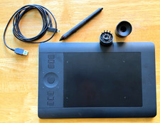 Wacom Intuos Pro Small Graphics Tablet USB Wired PTH-451/K w/ Pen Stand