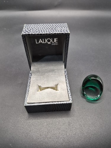 Damaged Lalique France Green Crystal Cabochon Ring with Box - For Parts/Repair