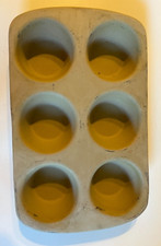 PAMPERED CHEF ~ FAMILY HERITAGE STONEWARE 6-CUP MUFFIN BAKINGSTONE BAKER ~ USA