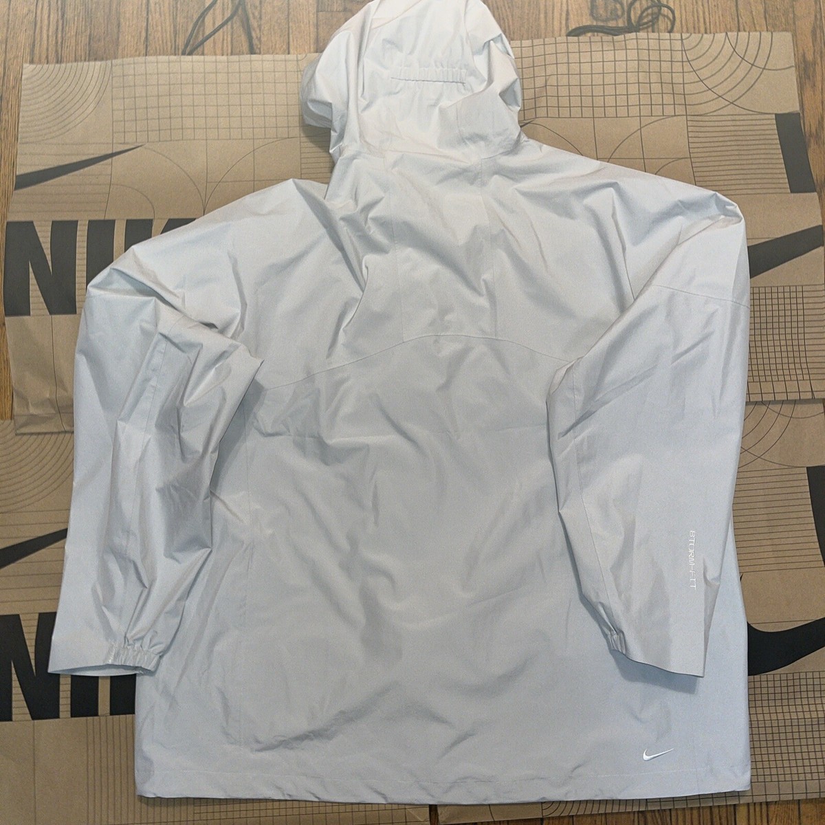 NIKE ACG STORM FIT CASCADE RAINS JACKET FULL ZIP DV9415-025 NIKE ACG STORM FIT CASCADE RAINS JACKET FULL ZIP DV9415-025