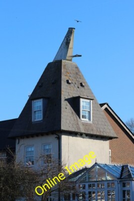 Photo 6x4 Fake Oast House Pratt's Bottom  c2014