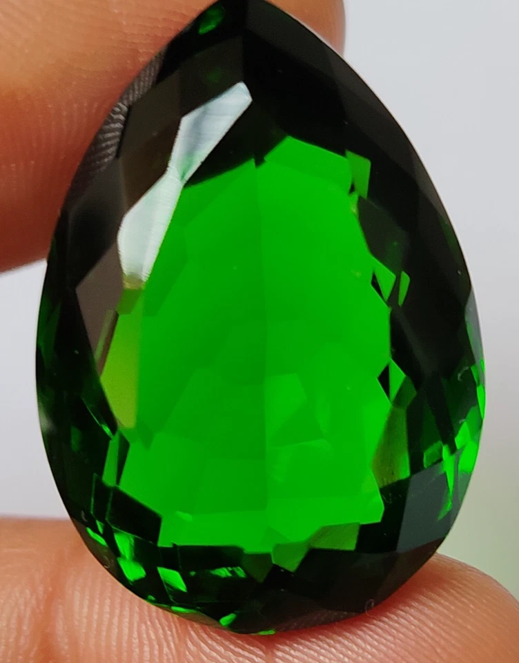 AAA+ 58.45 Ct. Large Green Moldavite Pear Cut Loose Gemstone for Ring & Pendant - Image 3 of 4