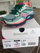 Size 6.5 - Saucony ProGrid Omni 9  Womens