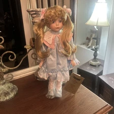 Seymour Mann The Connoisseur Doll Collection - Vintage Porcelain Doll New In Box