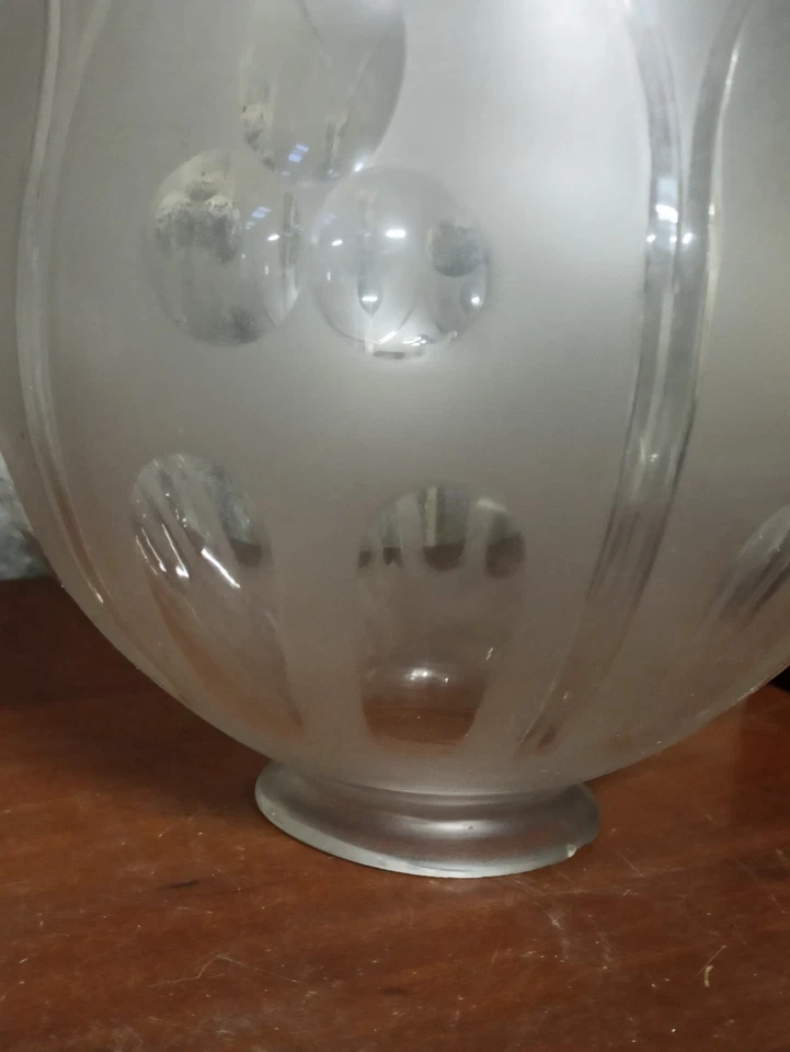 Grand globe ancien en verre taillé pour lampe à pétrole - Photo 3/4