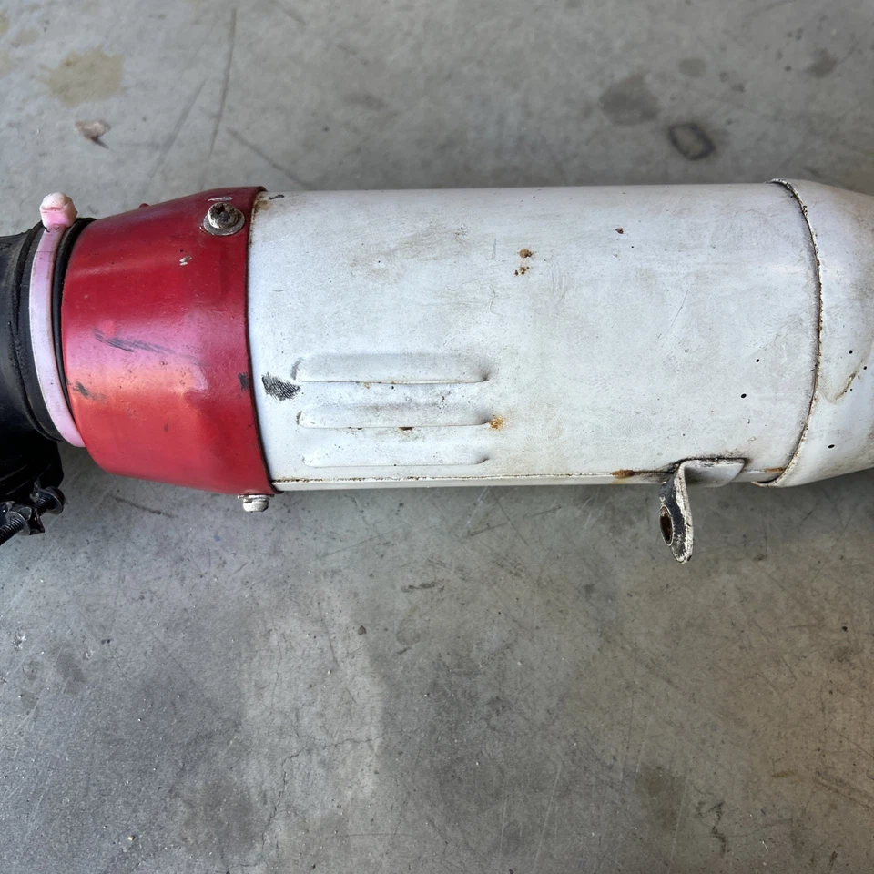 Suzuki RV90 RV 90 1973-1977 Rover caja de aire caja de aire filtro carcasa arranque blanco rojo Foto 3 de 4