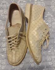 Vintage Ladies RH Bone White Perforated Bowling Shoes Size 5.5