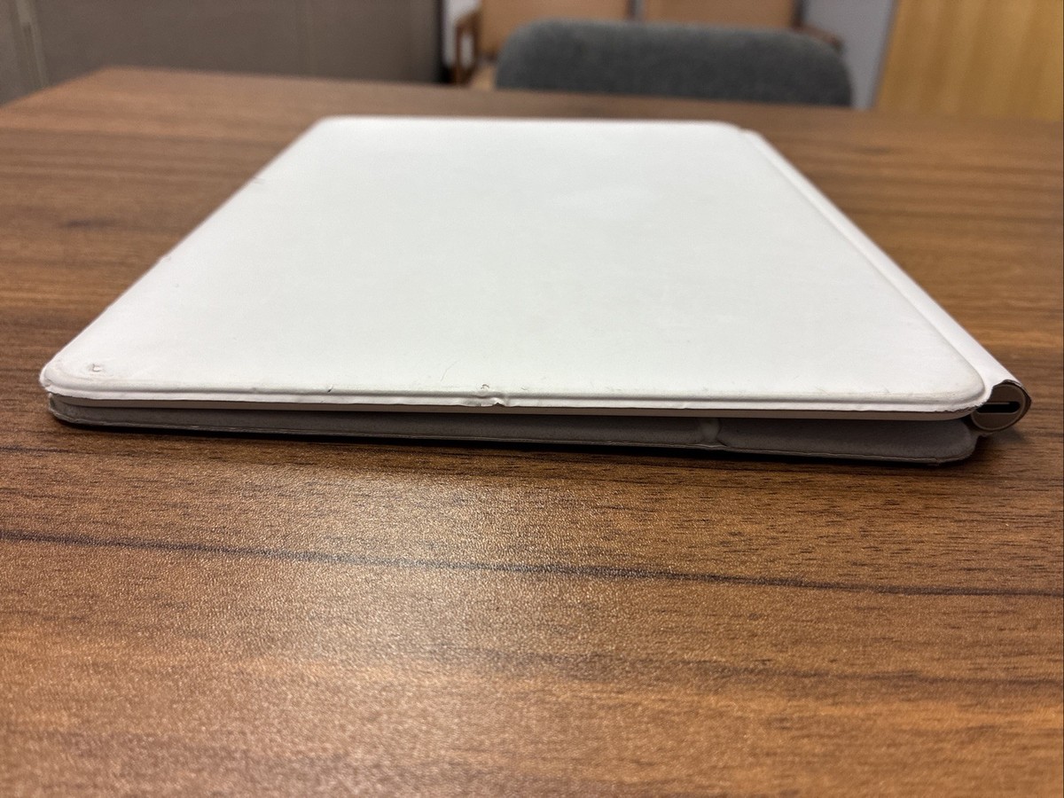 Apple Magic Keyboard iPad Pro 11