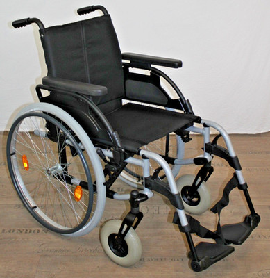 TOP RS Leicht Rollstuhl Sunrise Medical Breezy Rubix² SB 43 cm gebr.#RS436