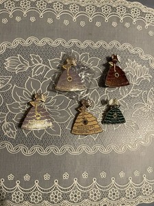 Lot Of 5 Mississippi Lion’s Club Convention Pins Mid 1980’s.