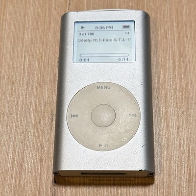 iPod Mini 1st Gen Model:A1051 4GB Silver Tested Good w/790 Song