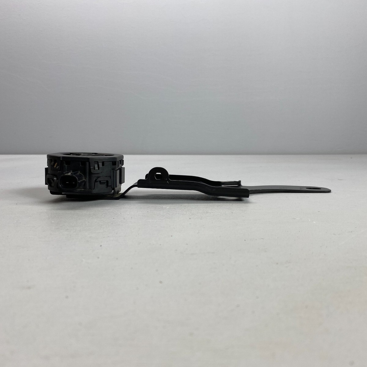 2022-2023 CHEVROLET BOLT EV VEHICLE SOUND ALERT SPEAKER & BRACKET 