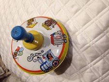 VINTAGE OHIO ART METAL TIN TOY SPINNING CIRCUS ANIMALS TOP No. 304B177