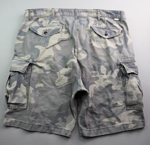 Men's 2019 Levi's Cargo Shorts Camo Size 40 (Measure 41x9) Zipper Fly - Picture 10 of 12