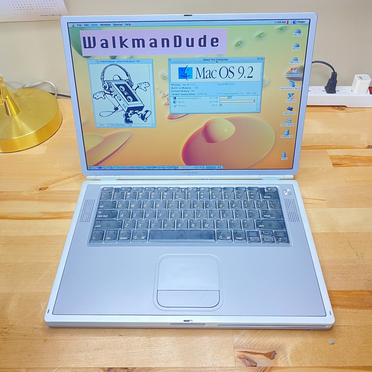 Apple PowerBook G4 Titanium 1Ghz 256GB SSD 1GB RAM OS 9 OS X Apple PowerBook G4 Titanium 1Ghz 256GB SSD 1GB RAM OS 9 OS X