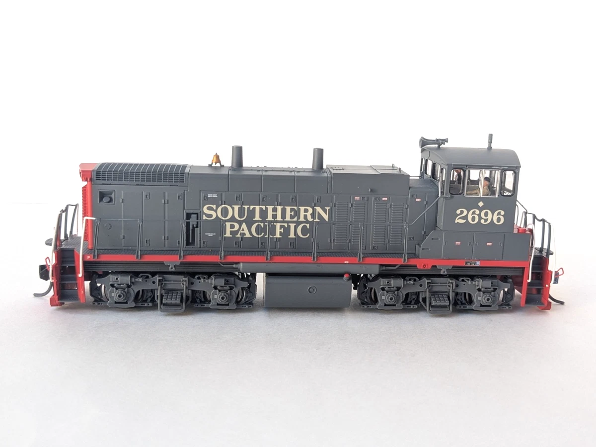 25+ Atlas HO Southern Pacific Diesel Locomotive Model Railroad