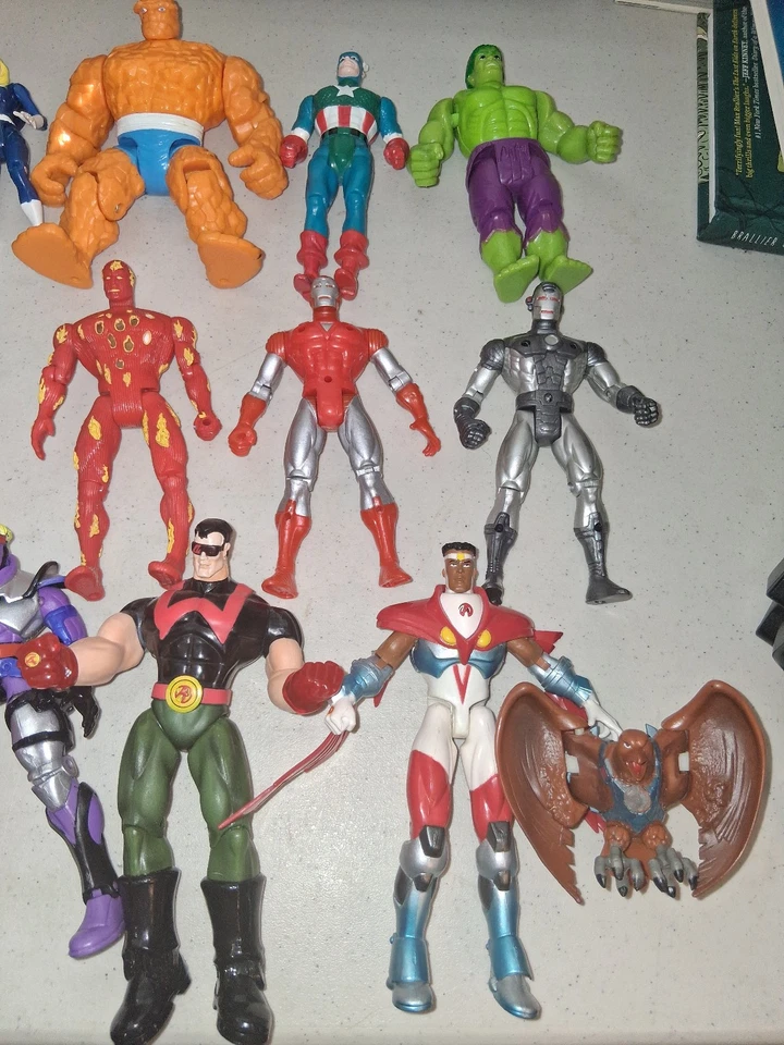 1990s Marvel Toybiz Avengers Fantastic Four 12 Action Figure LOT Iron Man Hulk - Image 3 of 4