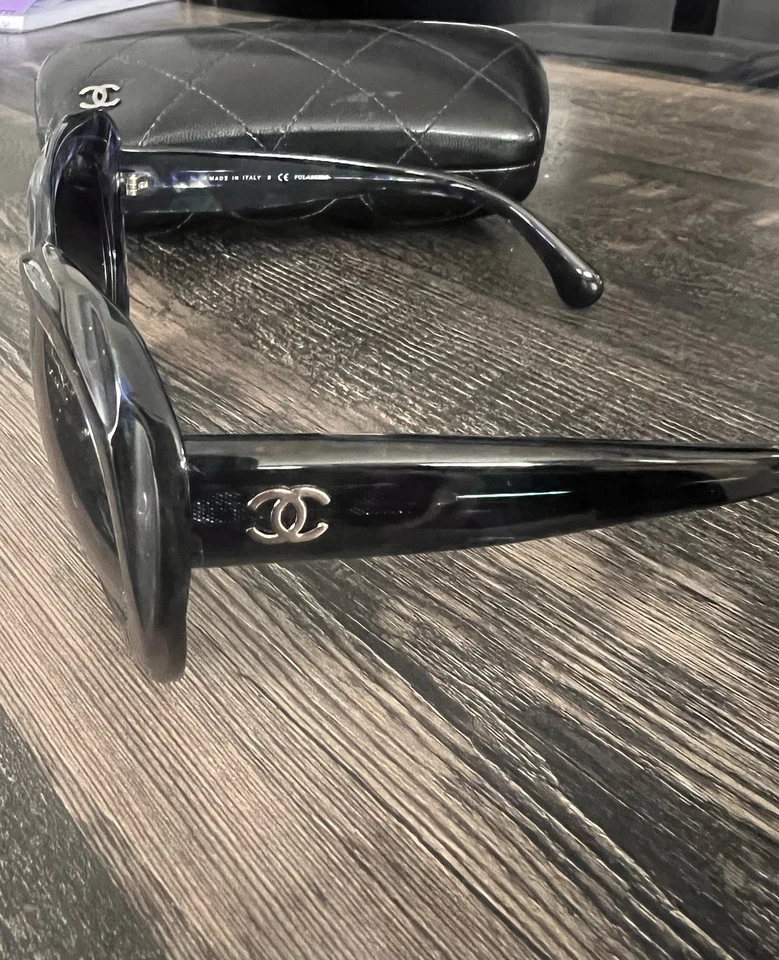 Gafas de sol Chanel auténticas Foto 2 de 4
