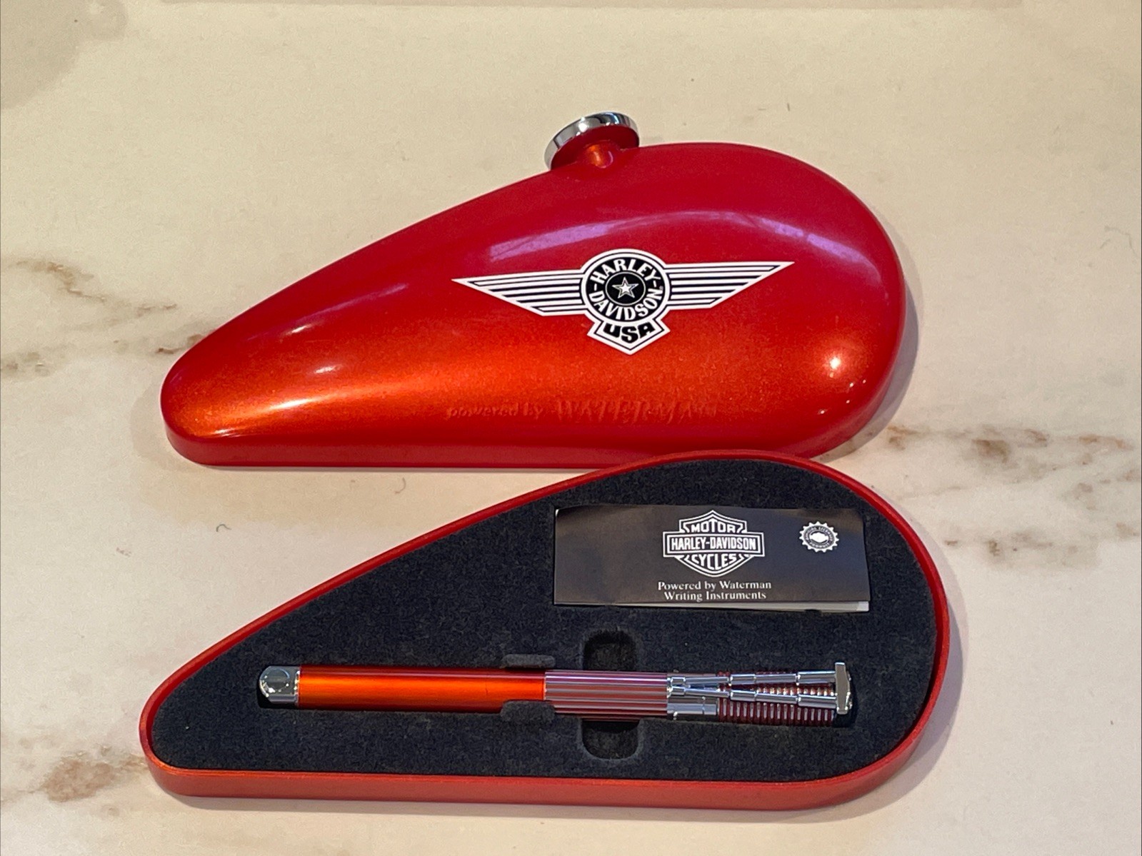 Stylo plume Harley Davidson par Waterman en acier brossé avec son coffret collector