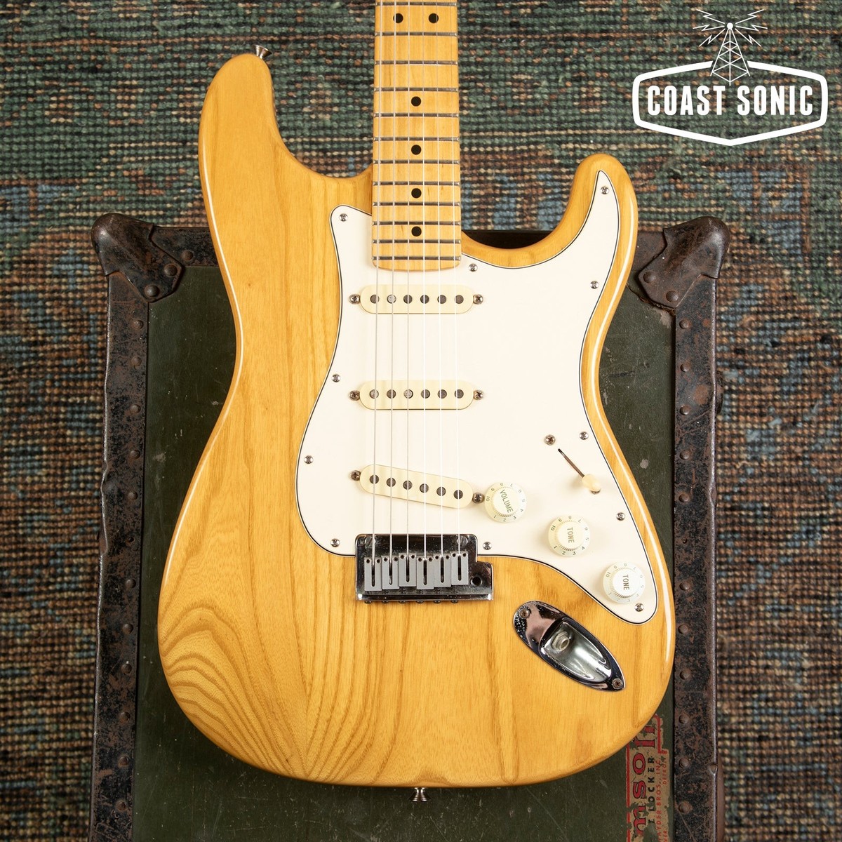 Fender American Standard ハードケース付き 1991 Fender American Standard Stratocaster w/ Original Case