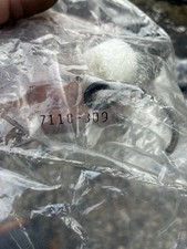 (ILOŚĆ:2) Sprężyna obrotowa i przekładka dystansowa 7118-309